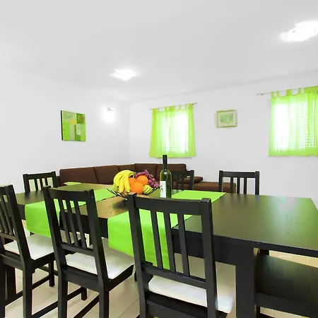 Apartment Apartment Maslina-2 By Interhome Srima