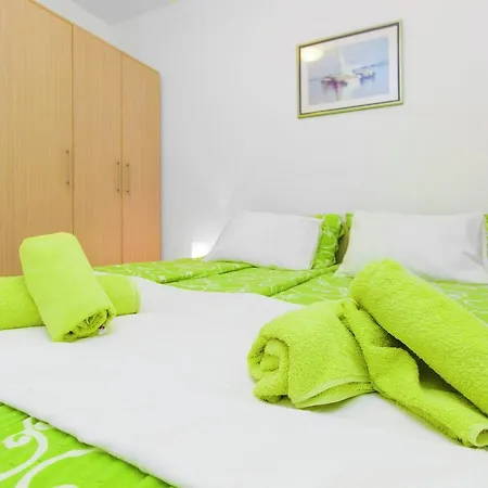Apartment Maslina-2 By Interhome