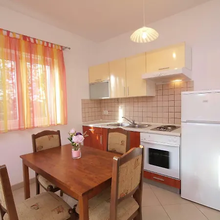 Apartment Apartment Maslina-2 By Interhome *