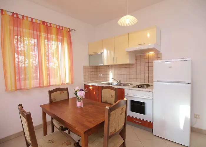 Appartement Maslina-2 By Interhome *